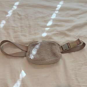 Lululemon Fleece Cream Belt Bag